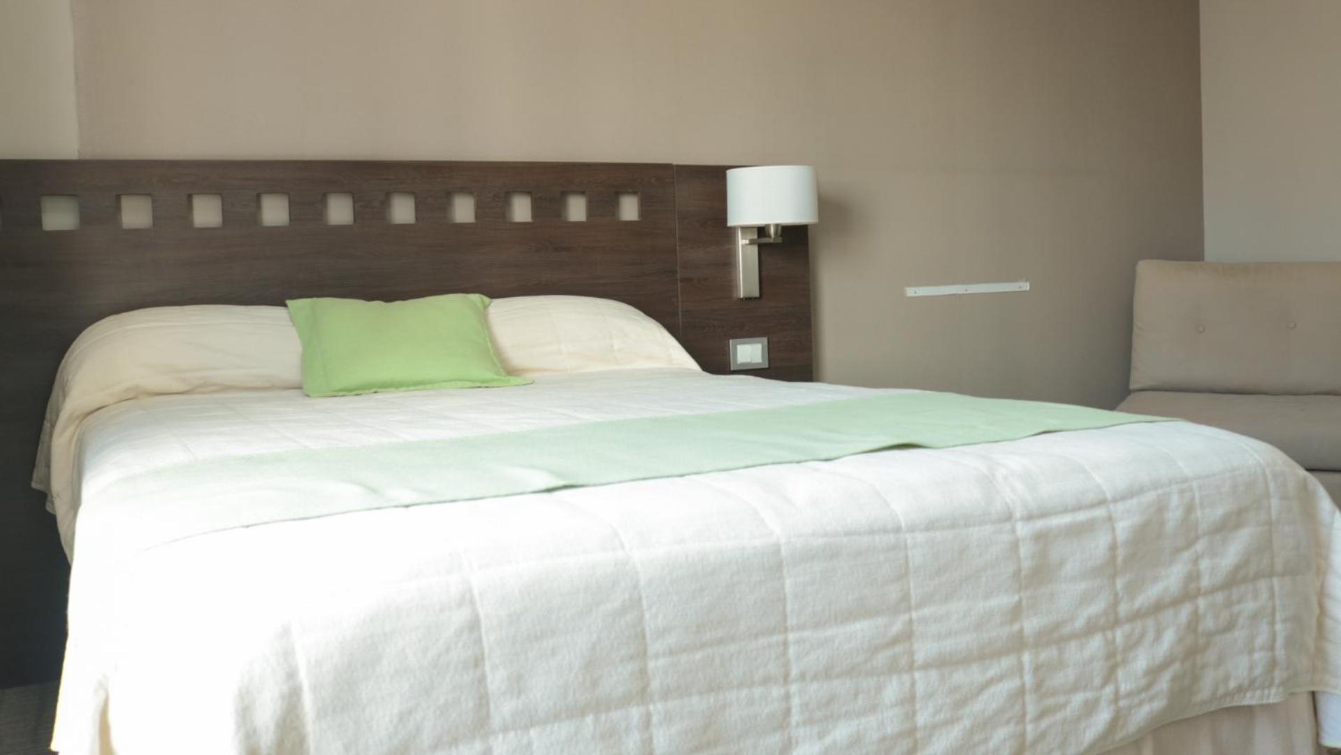 Days Inn & Suites By Wyndham לה פלאטה מראה חיצוני תמונה