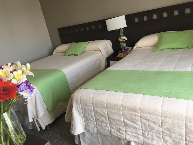 Days Inn & Suites By Wyndham לה פלאטה מראה חיצוני תמונה